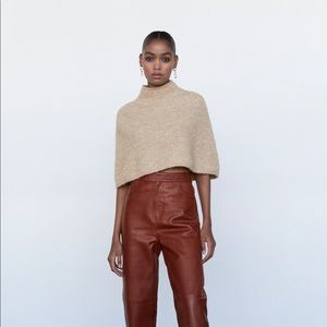 NWT Zara knit Cape in Sand. Size M